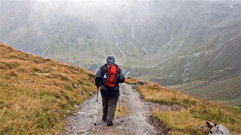 Randonnée : que faire en cas d'orage en montagne .